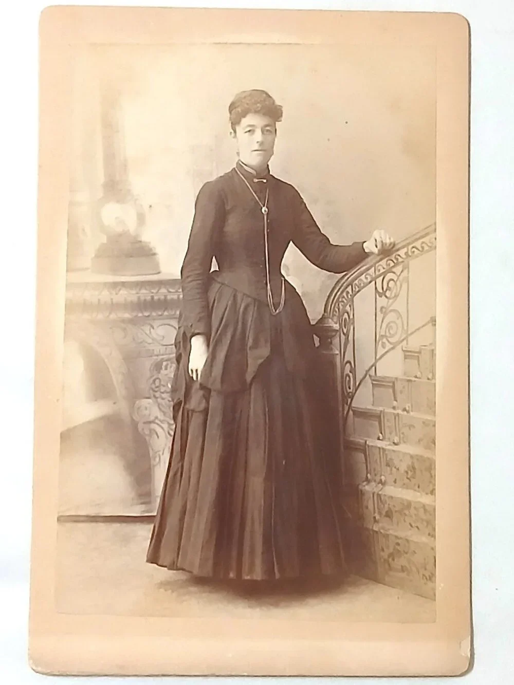 Antique 1870s-1880s Alex Lozo Cabinet Card Photos Pair St Joseph Missouri Victor